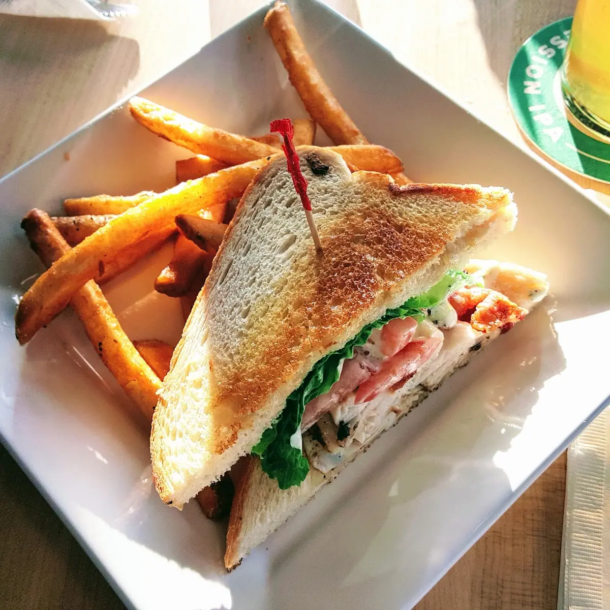 Half Sandwich with Side Salad or Soup