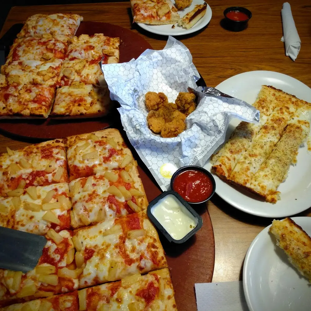 Cheese Breadsticks Pineapple Pizza Boneless Chicken Wings