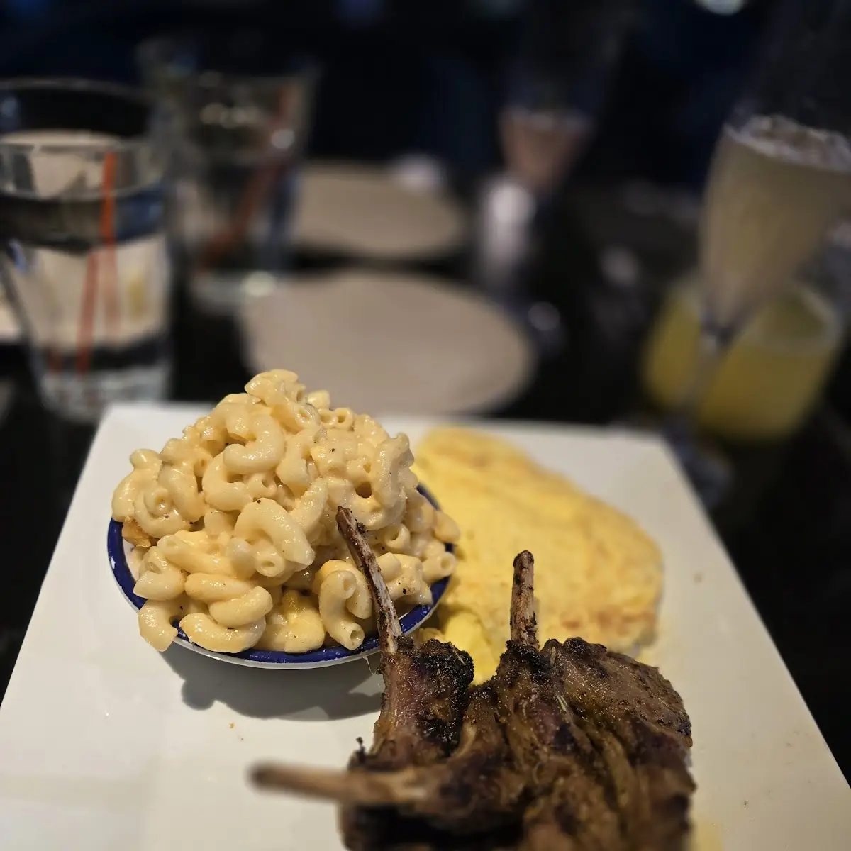 Lamb Chops w Mac&Cheese and Scrambled Egg