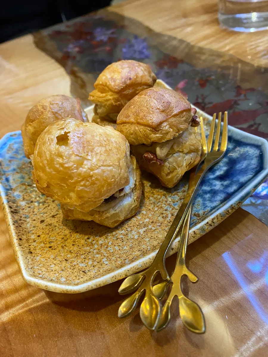 Hojicha Hazelnut Pastry, Don at Kitsilano