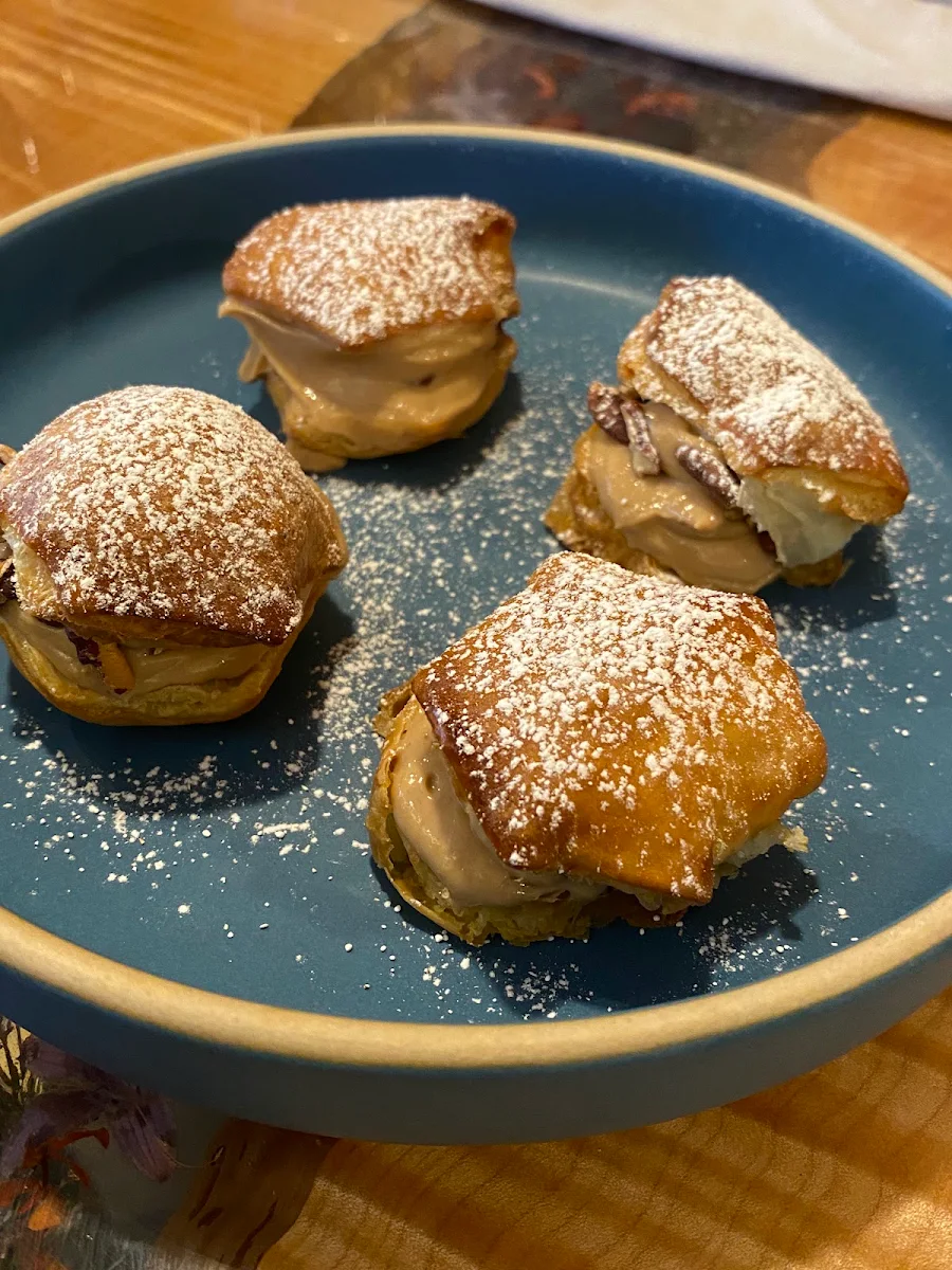 Hojicha Pecan Pastry, Don at Kitsilano