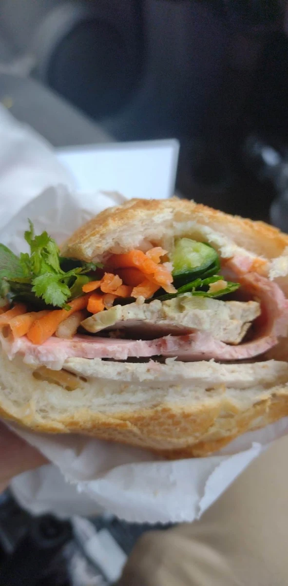 Bahn MI, Pho Hung Vuong Saigon