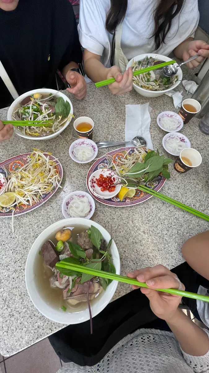 Highlights, Pho Hung Vuong Saigon