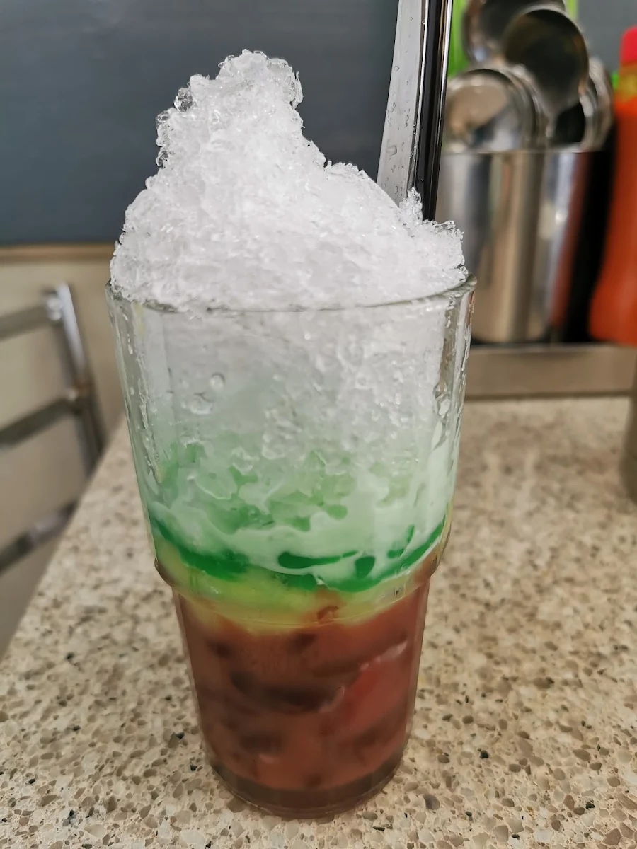 Three Colour Drink, Pho Hung Vuong Saigon
