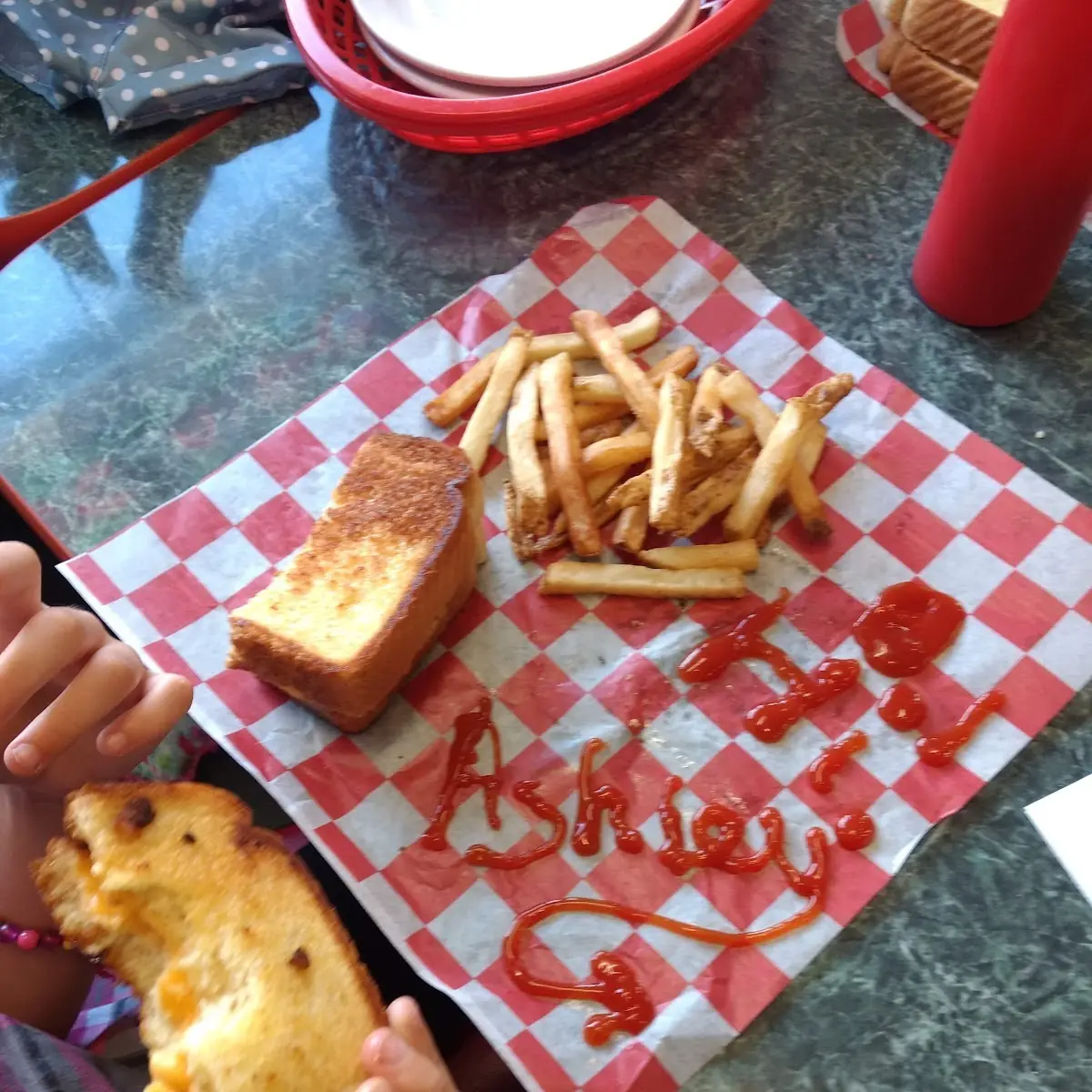 Grilled Cheese & Fries