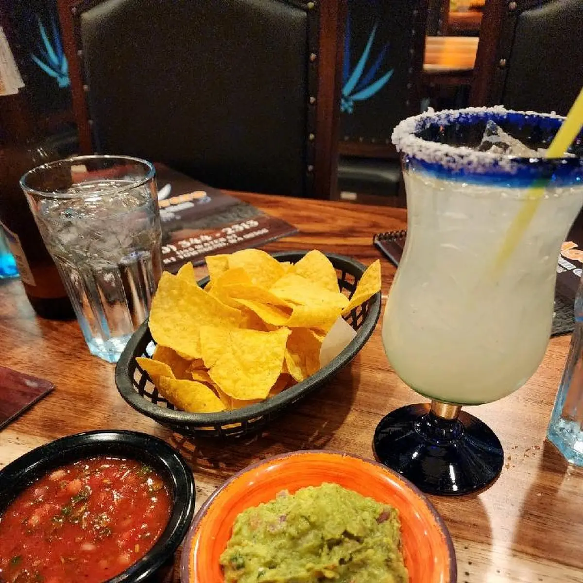 Chips Salsa & Guacamole