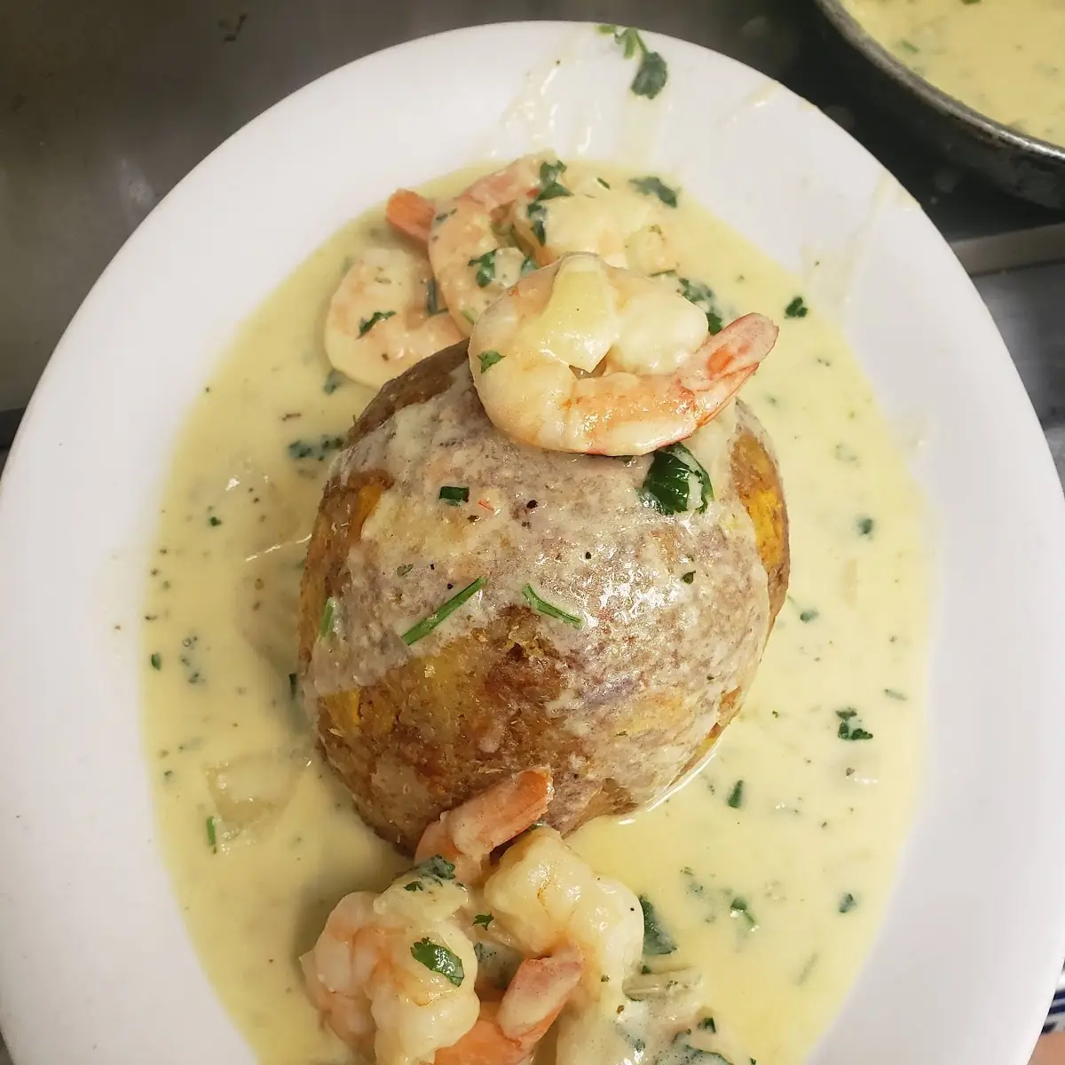 Mofongo De Camarones a La Diabla