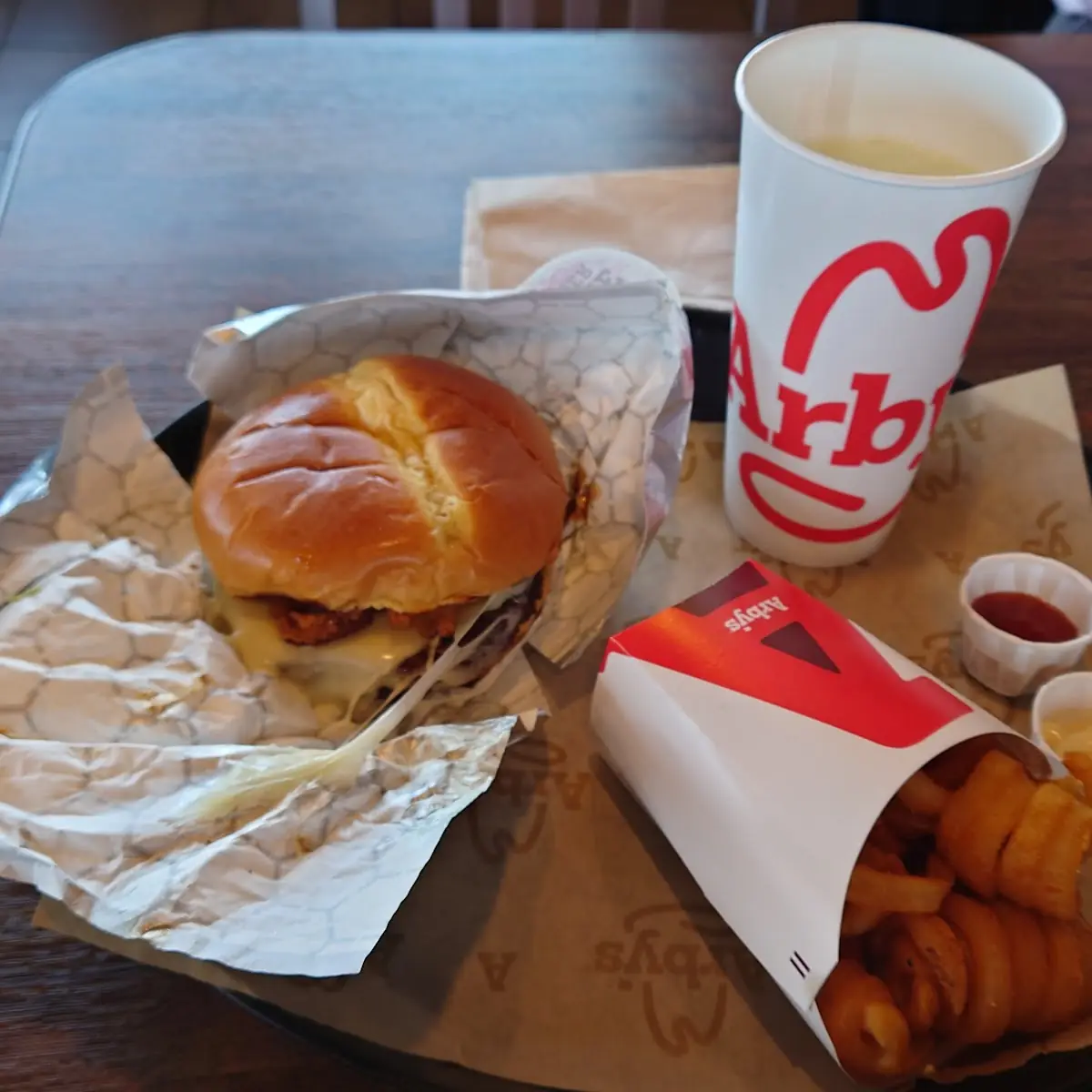big game burgerです