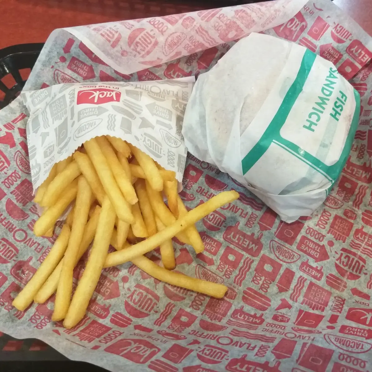 Fish Sandwich Combo