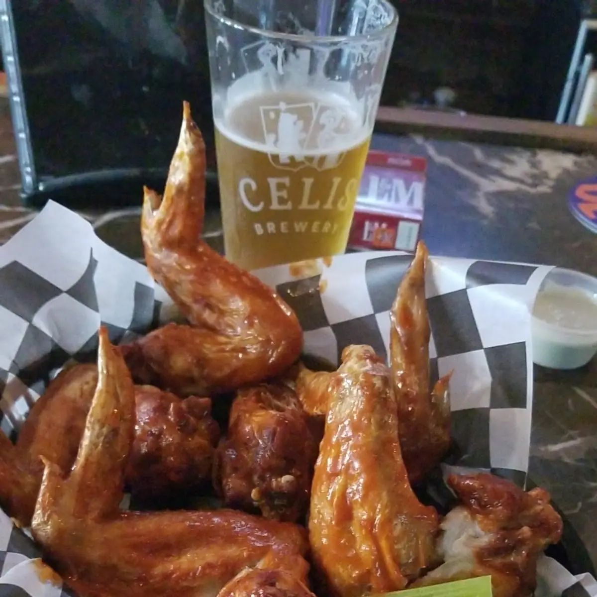 Jumbo Wings