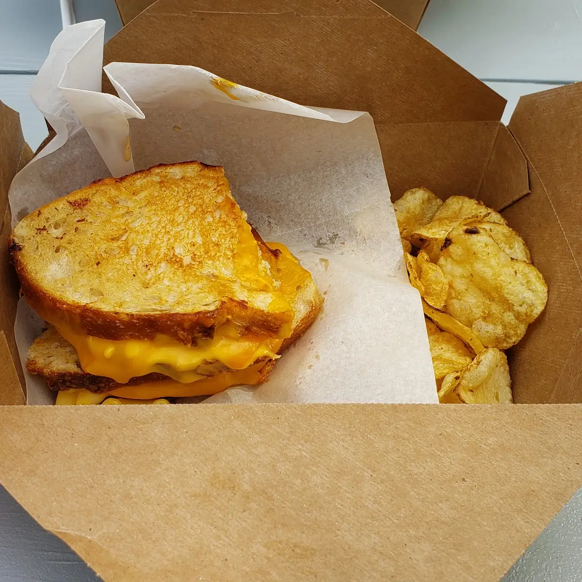 Grilled Mac & Cheese Sandwich