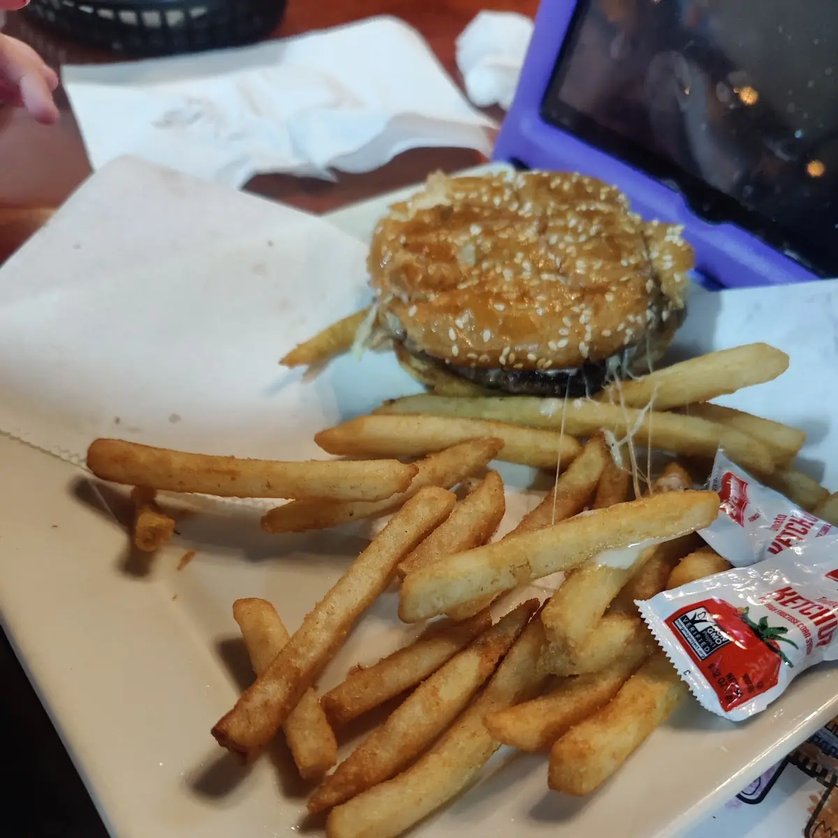 Kids Cheeseburger