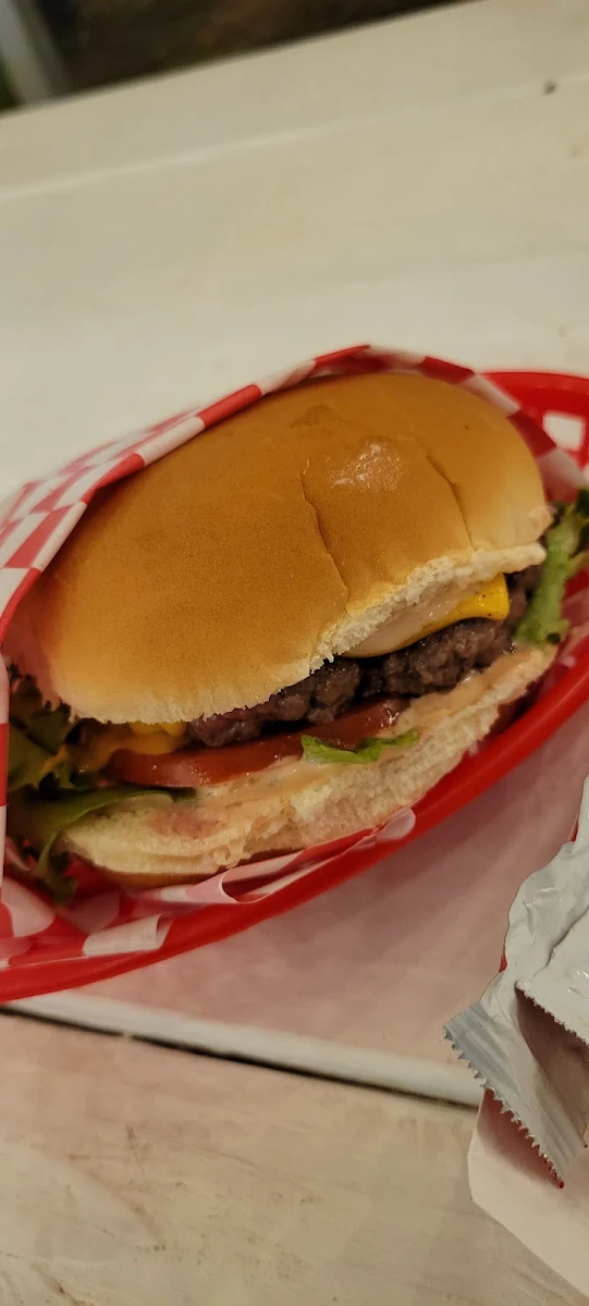 Kids Cheeseburger Meal