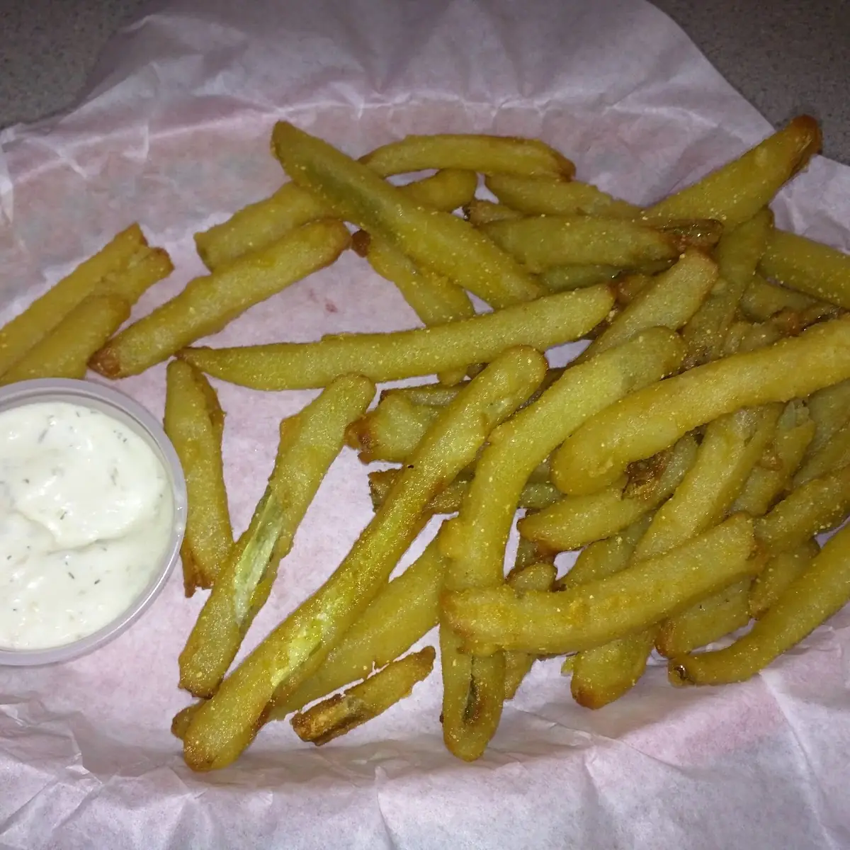 Fried Pickles with Dill Dipping Sauce