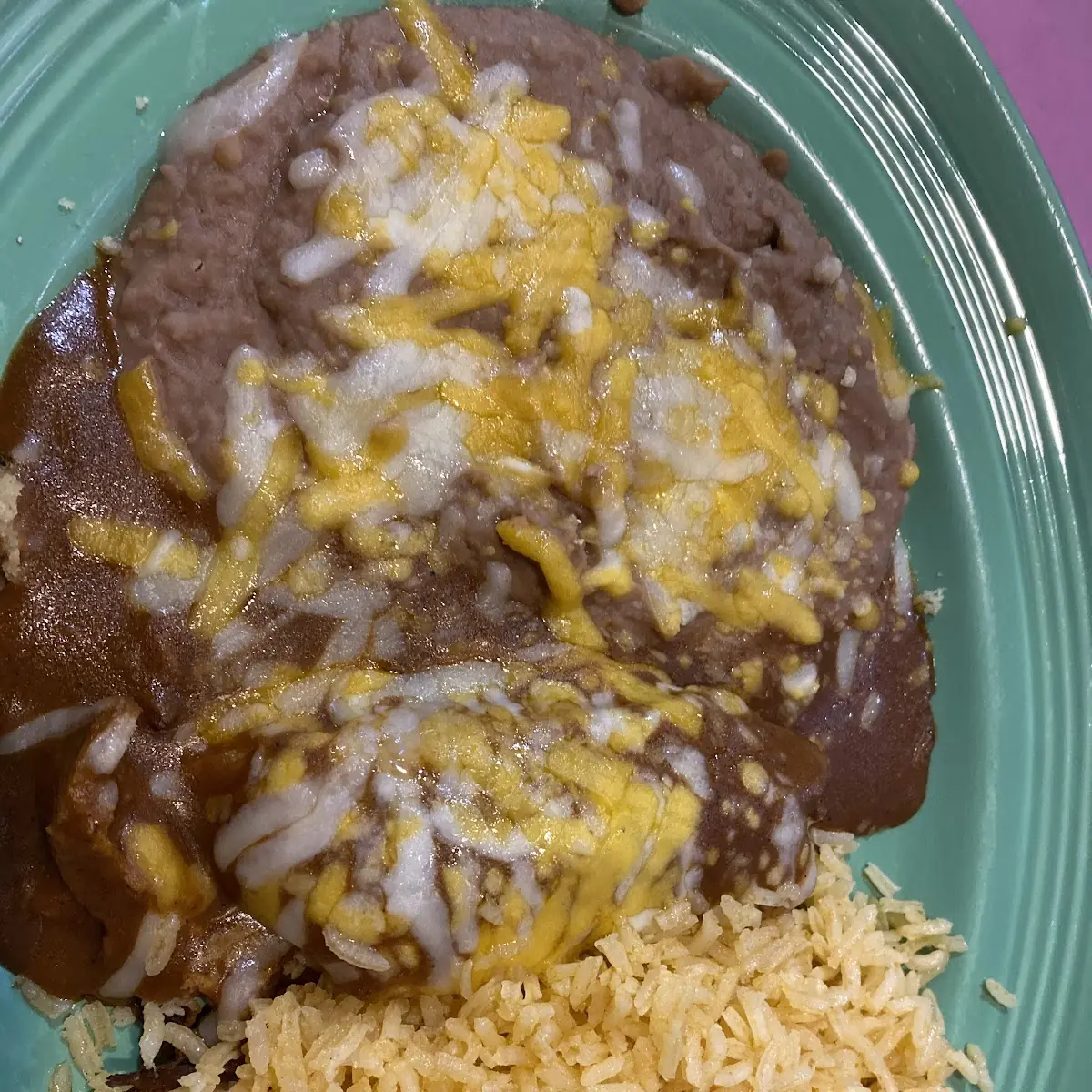 27. Arroz con Frijoles / 27. Rice & Beans