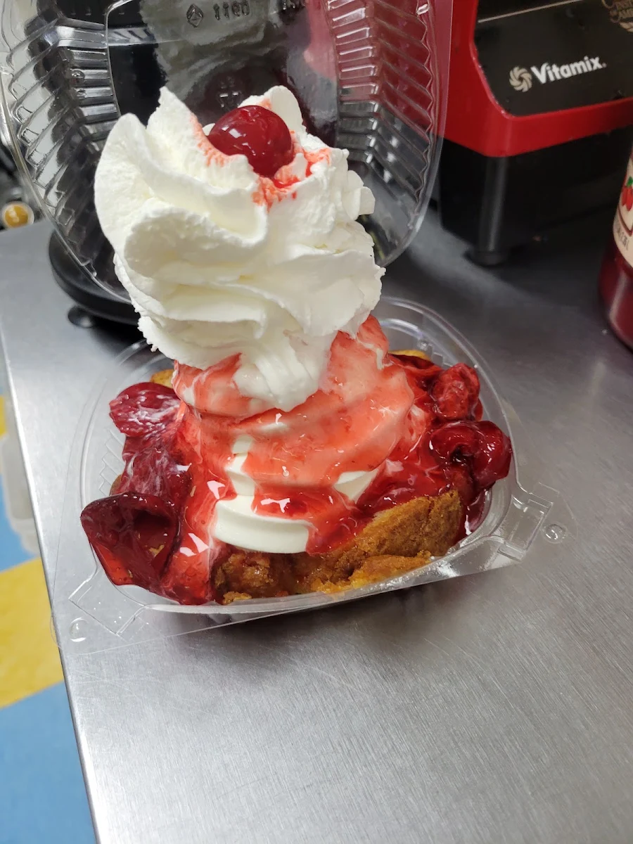 Strawberry Shortcake Sundae