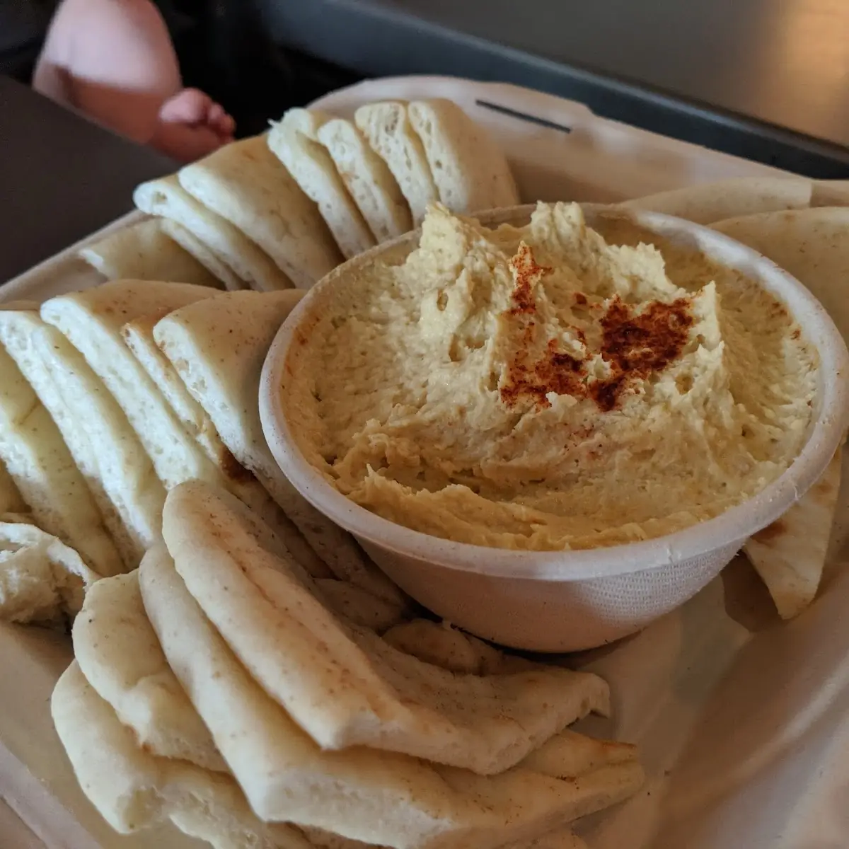 Large Hummus and Pita