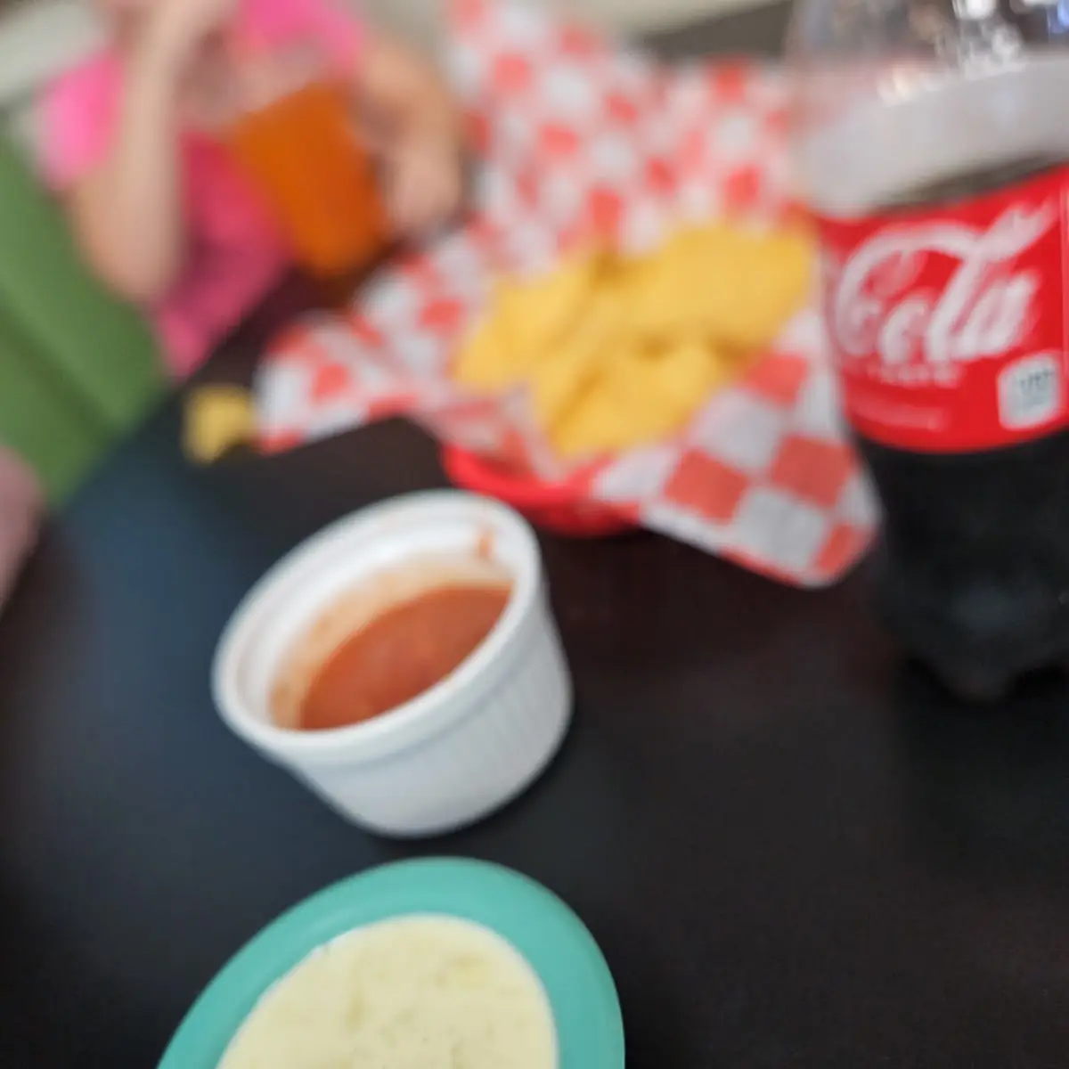 Queso Dip Salsa and Chips