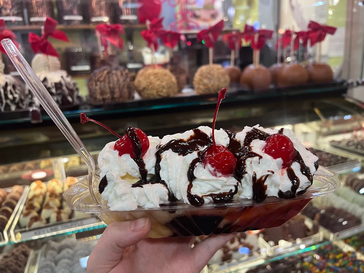 Banana Split Hold the Nuts