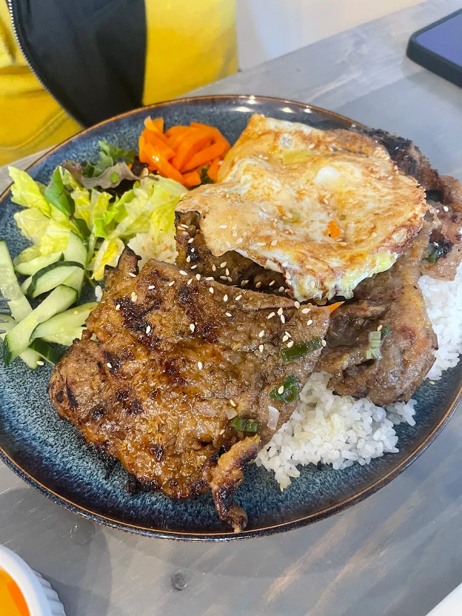Combo Pork Chop & Fried Egg Rice