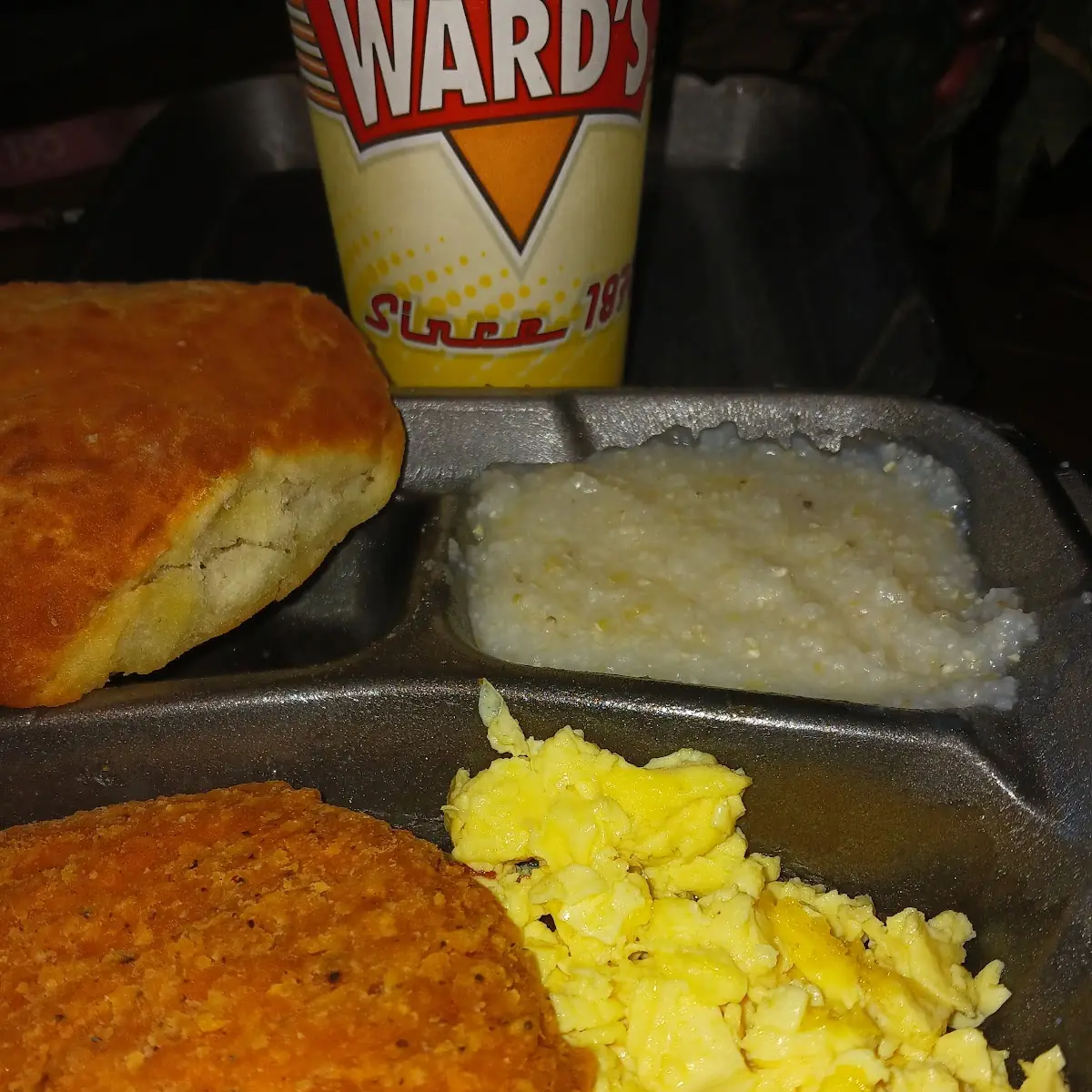 Breakfast Platter with Spicy Chicken