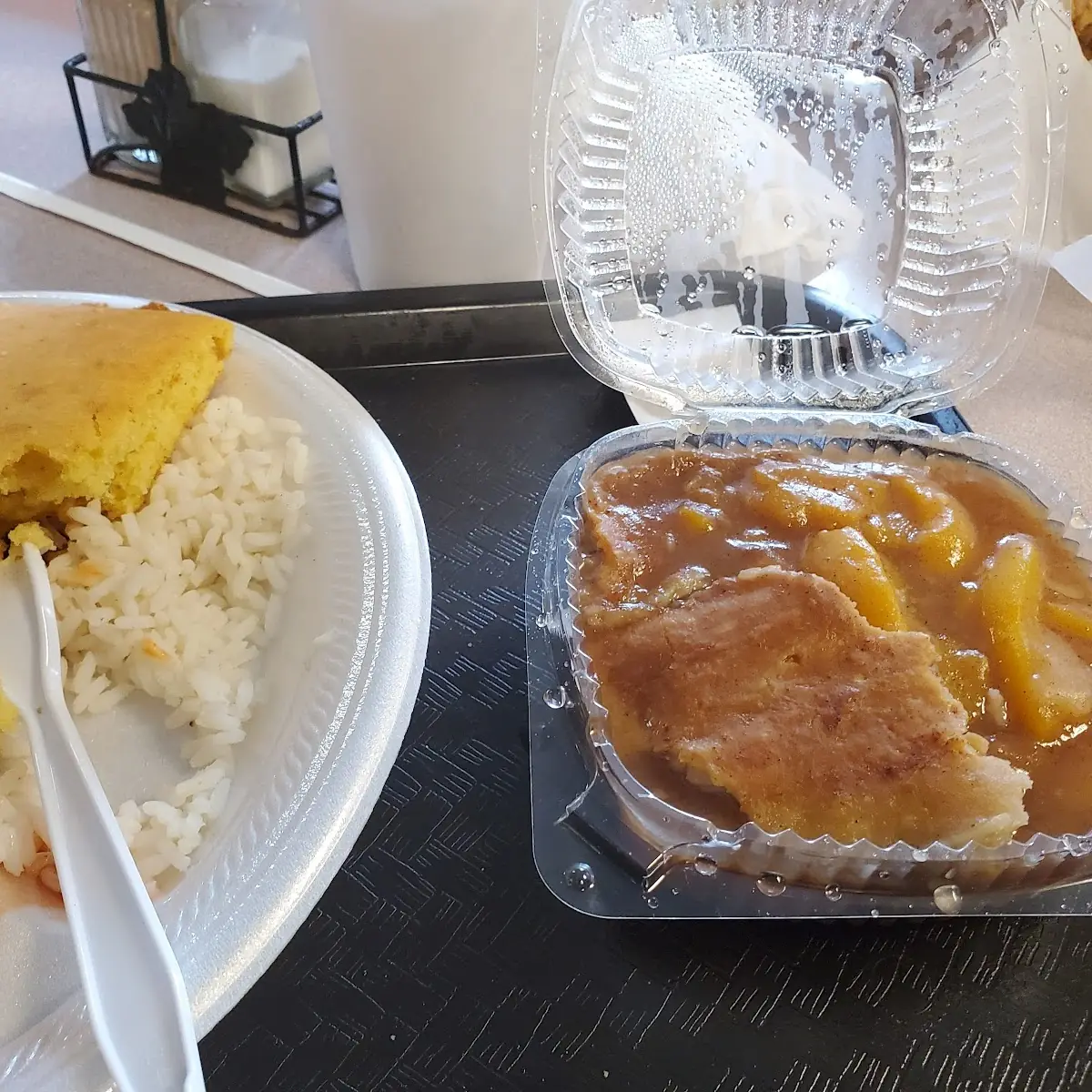 Roll or Cornbread