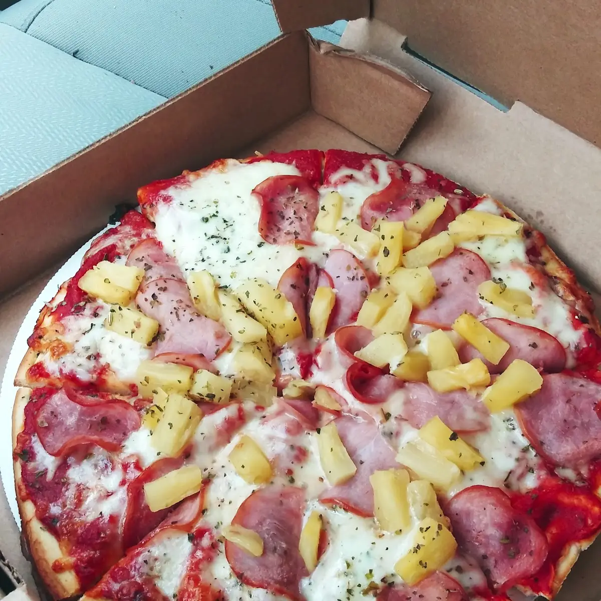 Hawaiian Pizza