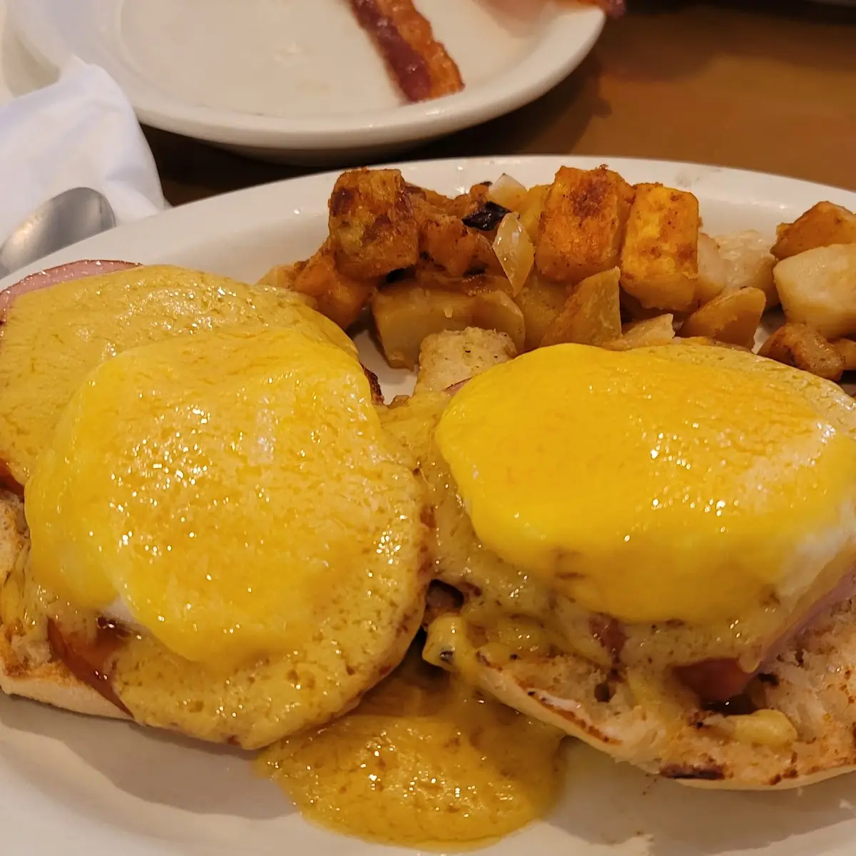 Eggs Benedict