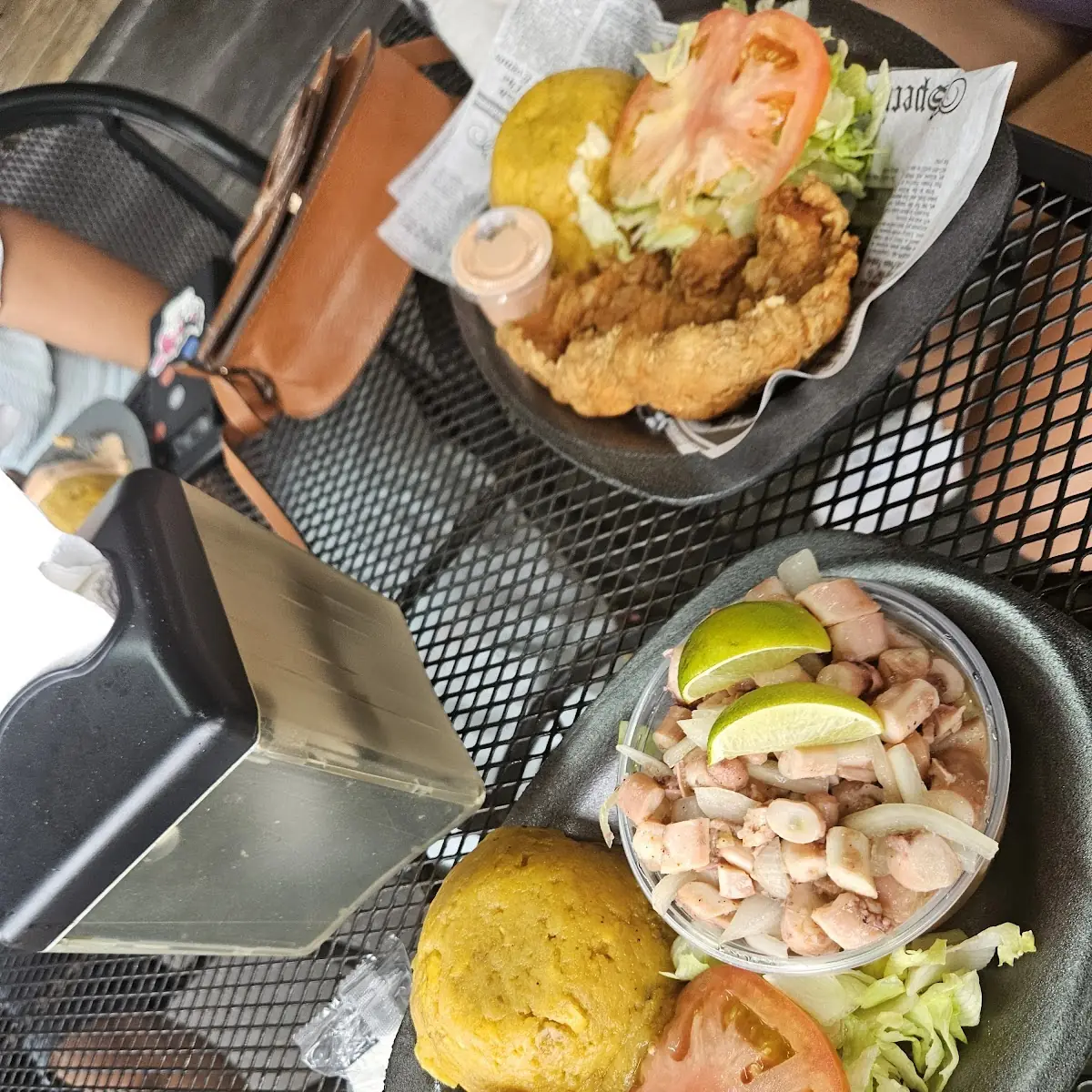 Mofongo Pulpo Y Mofongo Con Chicken Strips