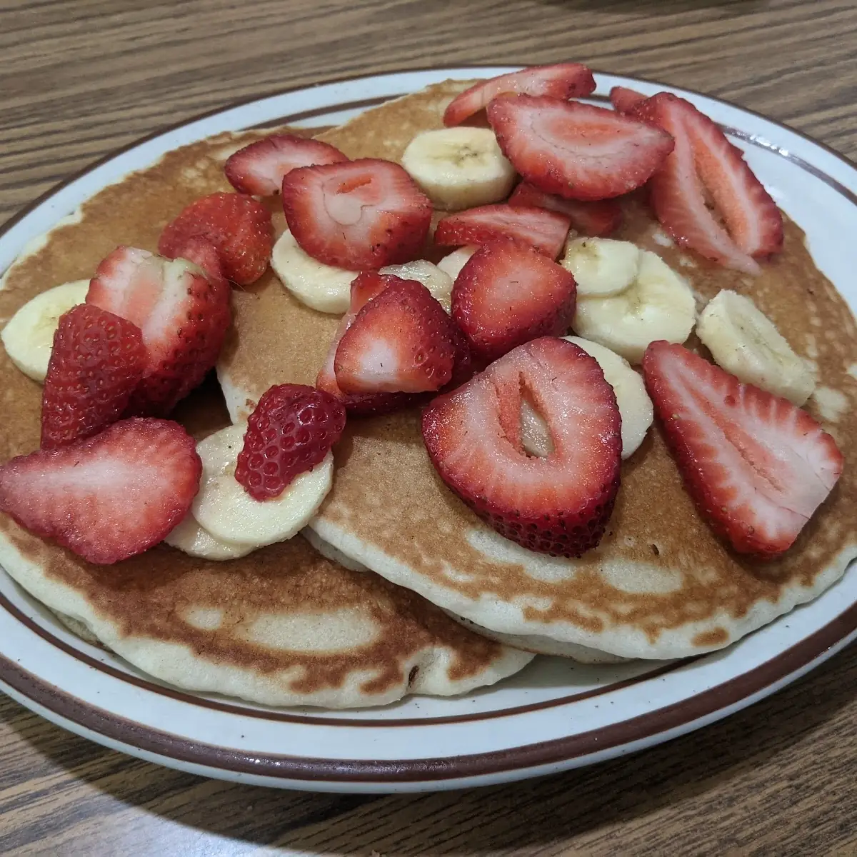 Pancake with Fresh Fruit