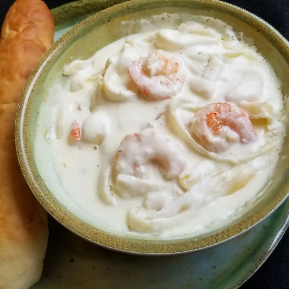 Bread Bowl Chicken Velvet Soup