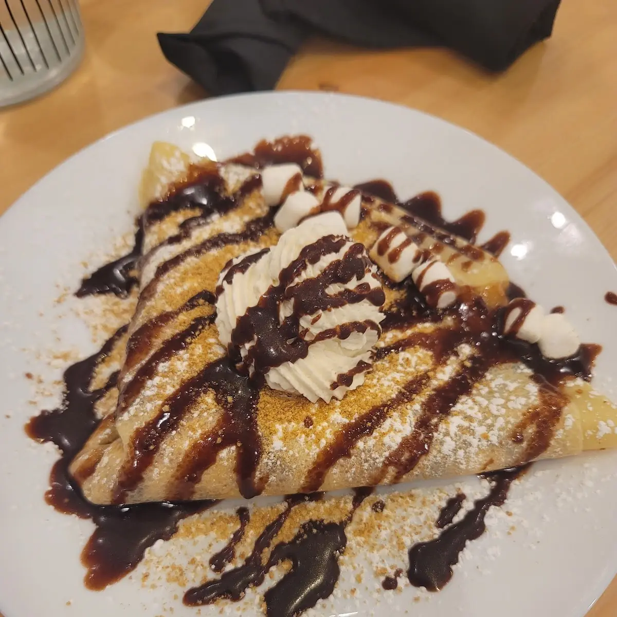 Cinnamon Roll Crepe