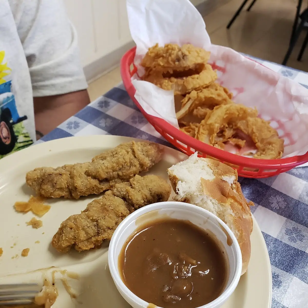 4 Steak Fingers Mashed Potatoes or FF Gravy & Roll