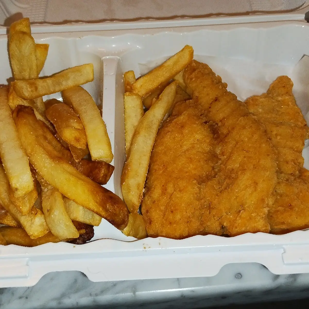 Fish Sandwich Combo