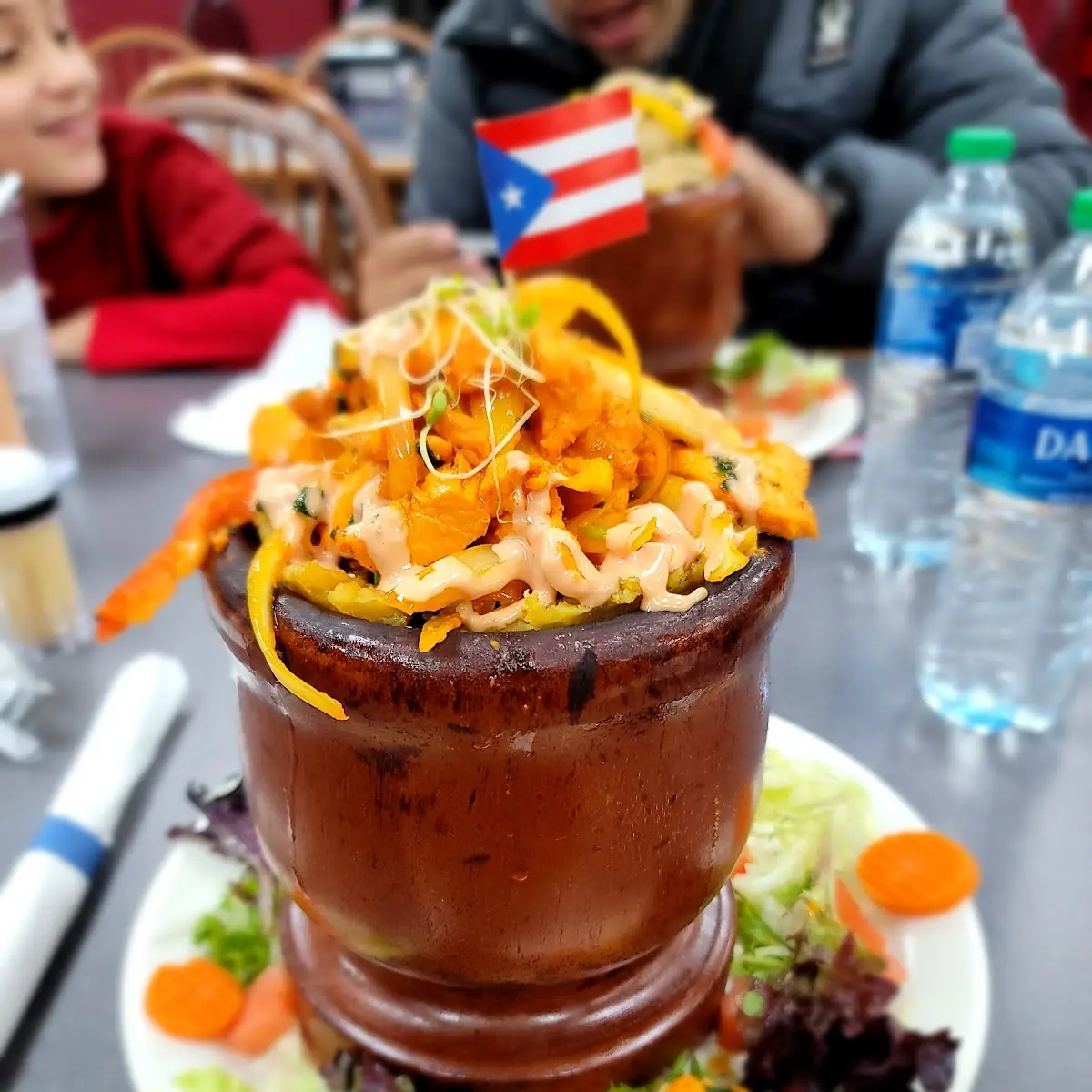 Mofongo Relleno De Pollo a La Criolla