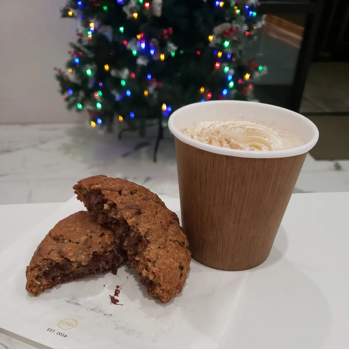 Oatmeal Chocolate Chip Cookie