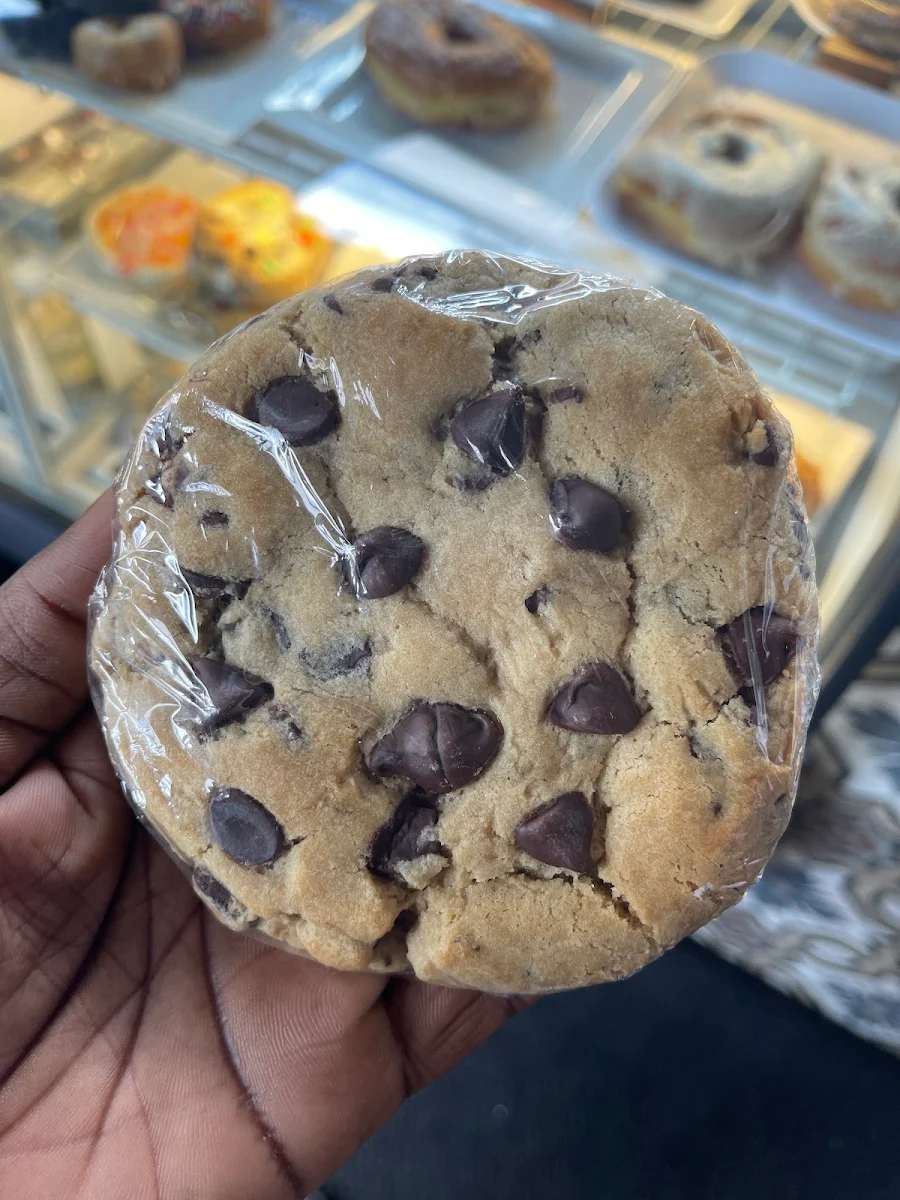 Chocolate Chip Cookie