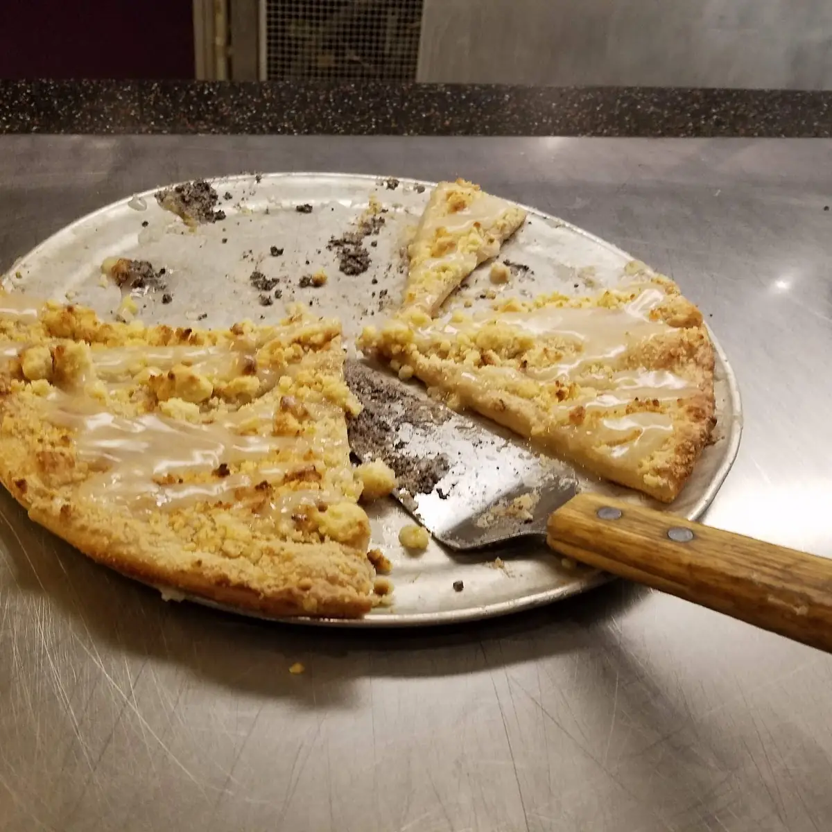 Apple Dessert Pizza