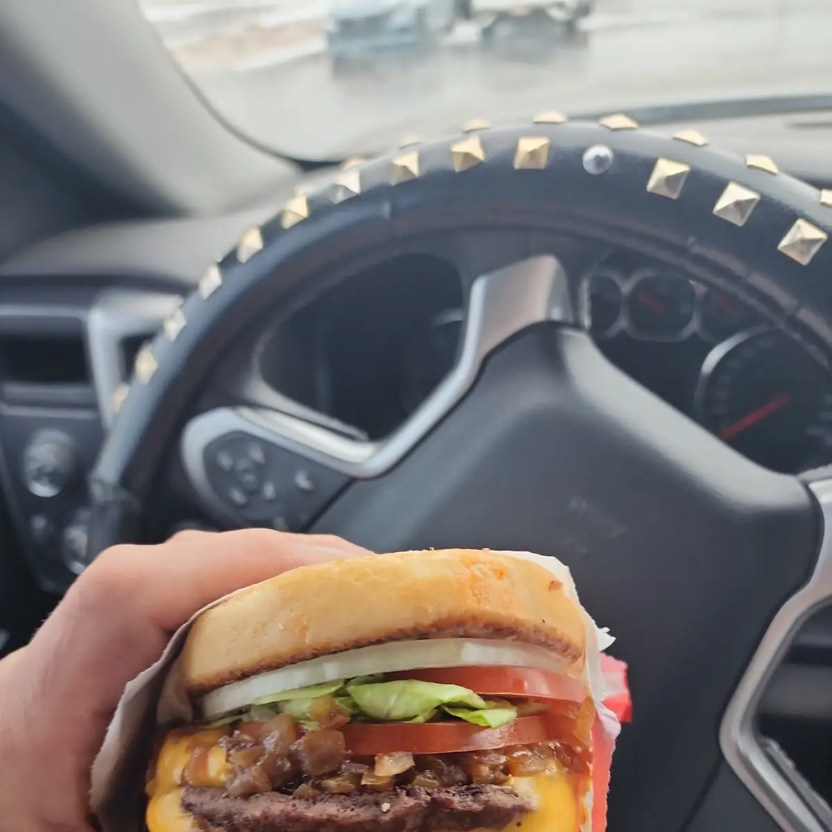 Double Double with Grilled and Raw Onion Extra Tomatoe