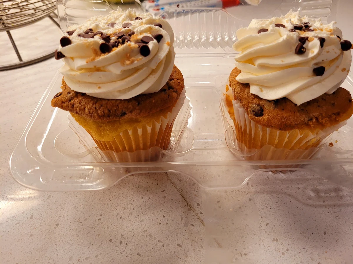 Chocolate Chip Cookie Cupcakes