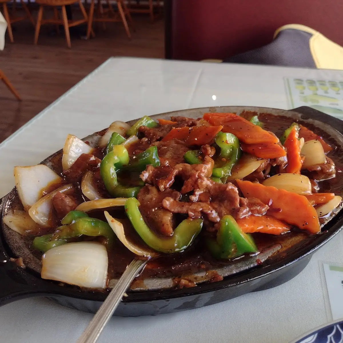 Sizzling Black Pepper Beef