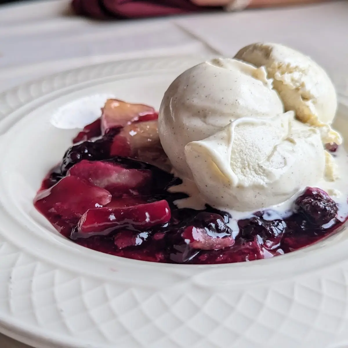 Blackberry Cobbler Alamode
