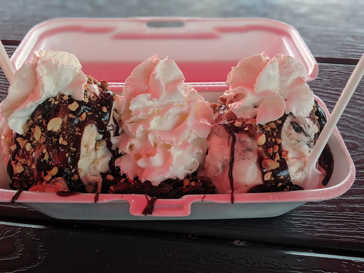 Brownie Sundae