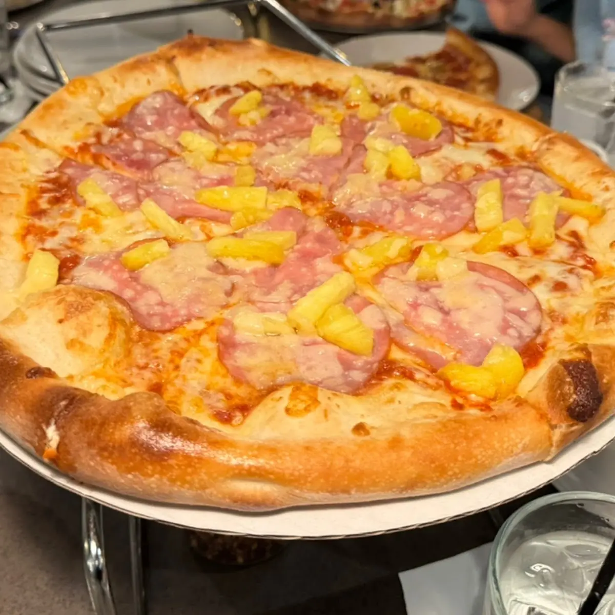 Hawaiian Pizza