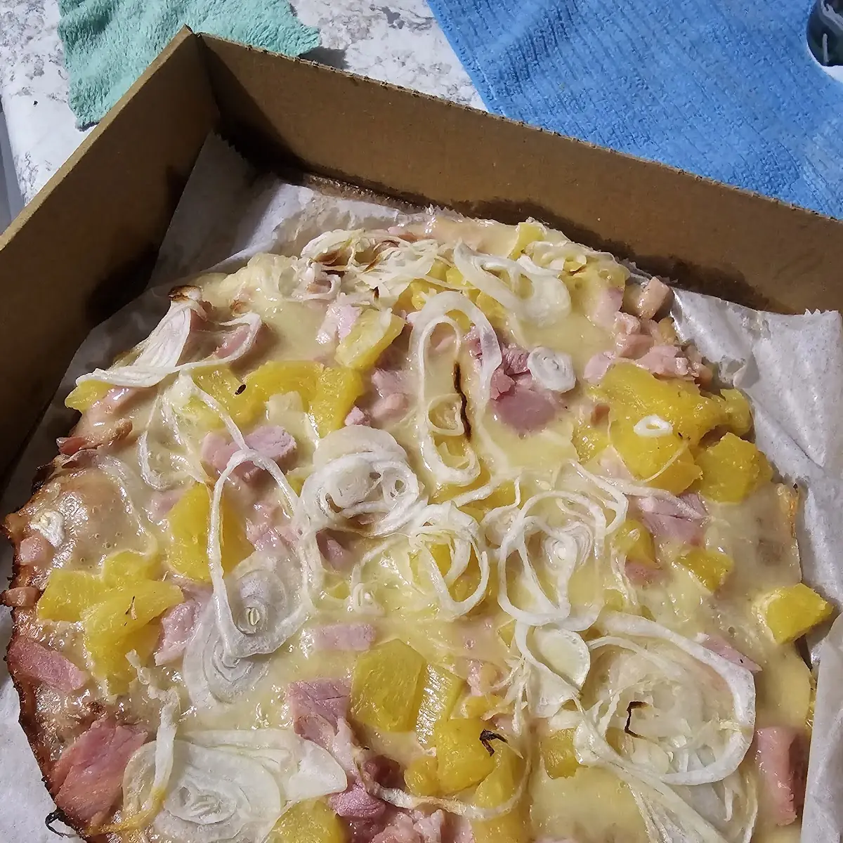 Hawaiian Pizza