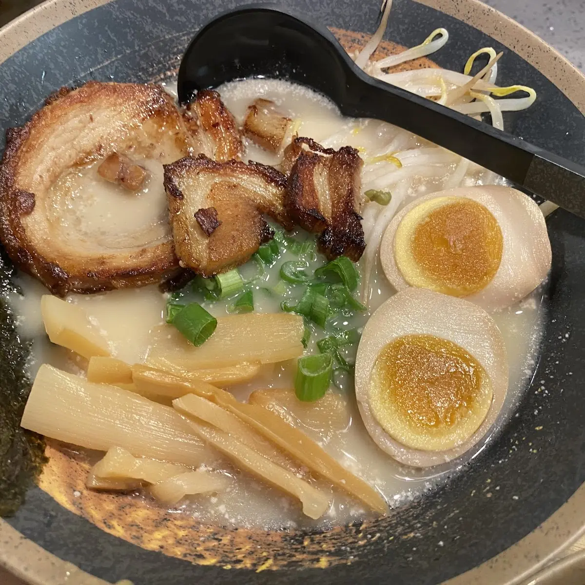 Garlic Tonkotsu Ramen