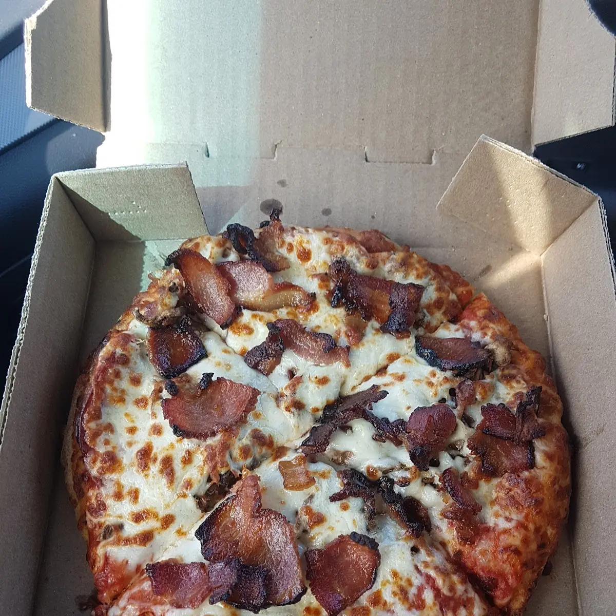 Highlights, Pizza Lac Brome