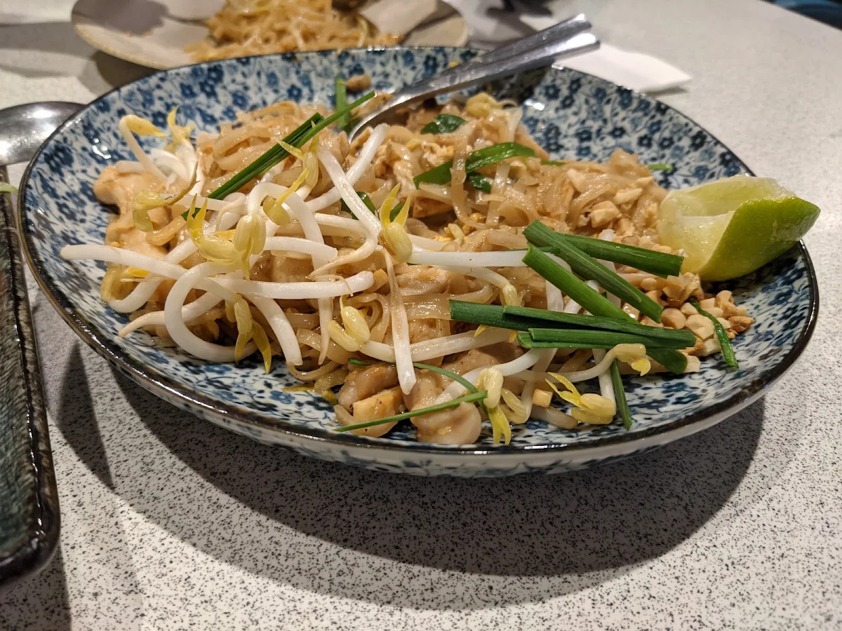 Chicken and Shrimp Pad Thai