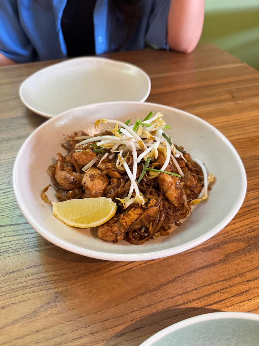 Chicken Pad Thai