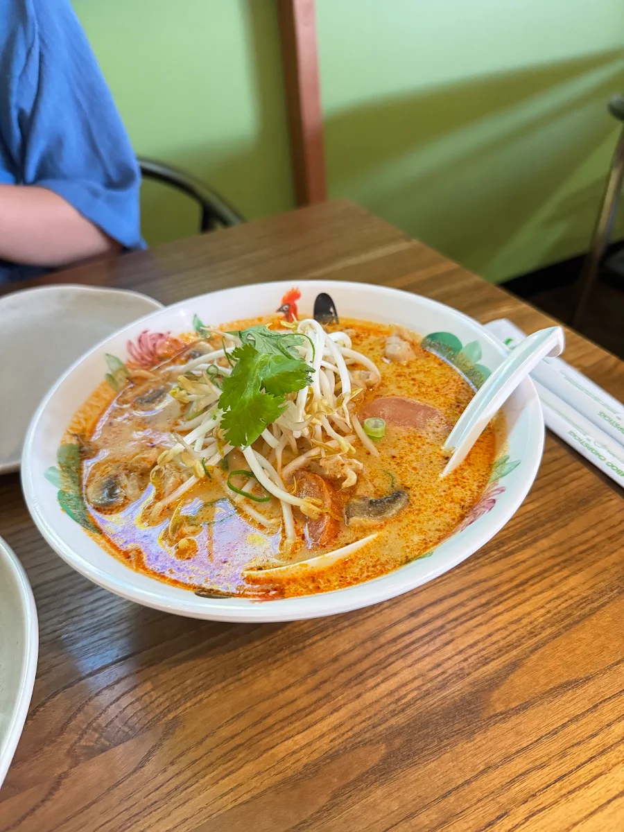 Chicken Tom Yum